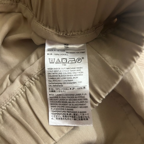 Banana Republic TENCEL™ CARGO JOGGER - Picture 7 of 7